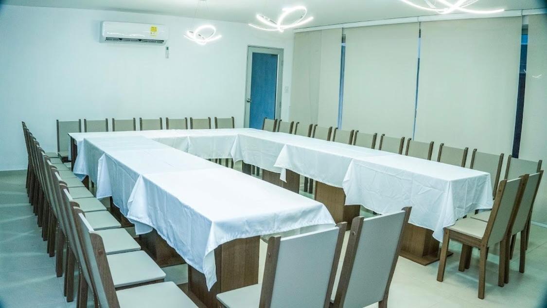 Hotel Olam Deluxe ואיידופאר מראה חיצוני תמונה