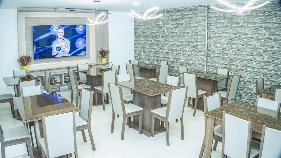 Hotel Olam Deluxe ואיידופאר מראה חיצוני תמונה